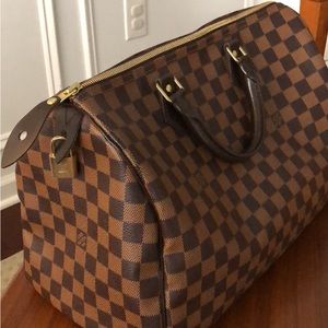 Authentic Louis Vuitton Damier Ebene Speedy 35.